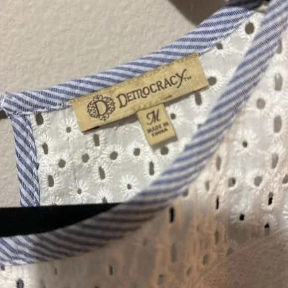 Democracy | 100% cotton blue tank with eyelet white detailing, medium. EUC - Picture 3 of 8